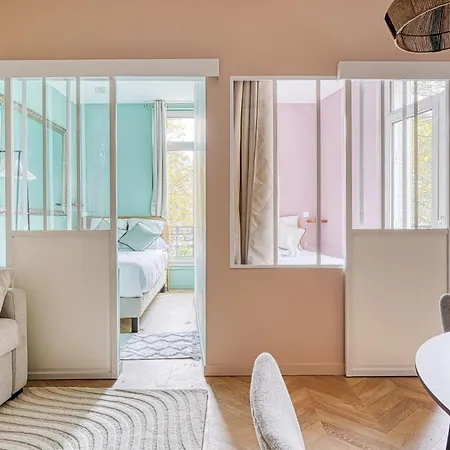 Comfort 2 Bedrooms & Air Conditioning 17 Parigi